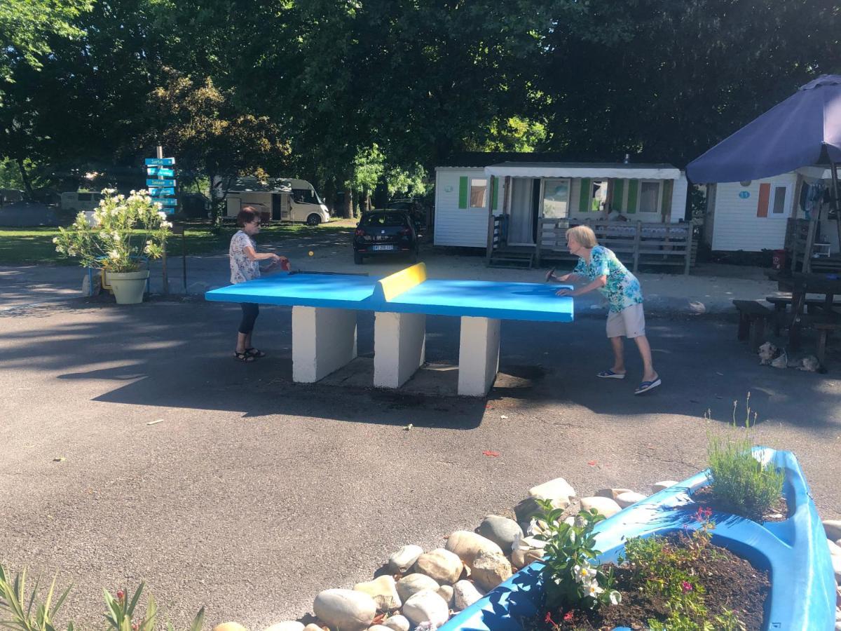 Camping Paradis Family Des Issoux Lalevade-dʼArdèche Buitenkant foto