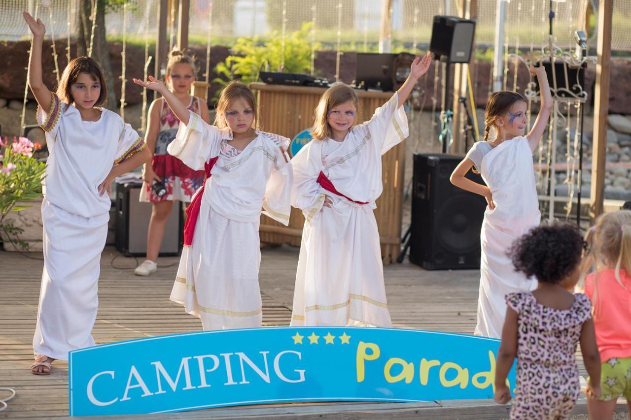 Camping Paradis Family Des Issoux Lalevade-dʼArdèche Buitenkant foto