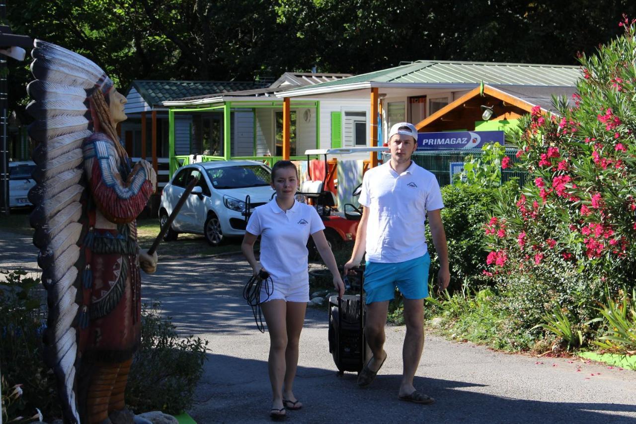 Camping Paradis Family Des Issoux Lalevade-dʼArdèche Buitenkant foto